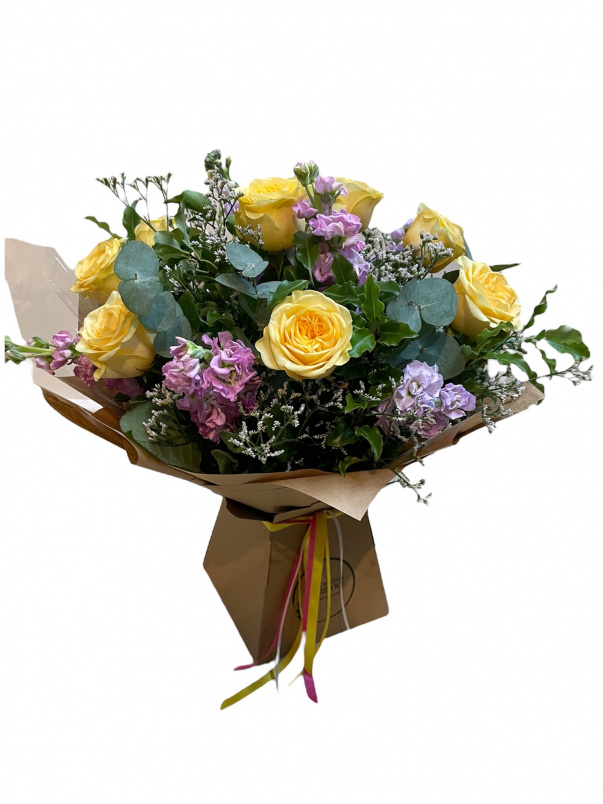 Bouquets | REBECCA
