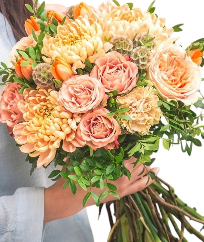 Bouquets | ORANGE THEMED BOUQUET