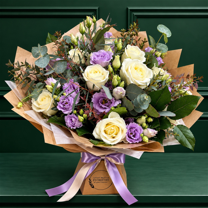 The bouquet collection | LILAC AND CREAMS BOUQUET
