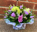 Arrangements | Traditional funeral tributes | Deluxe cello posy