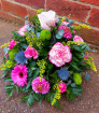 Traditional funeral tributes | Saucer posy - flowers