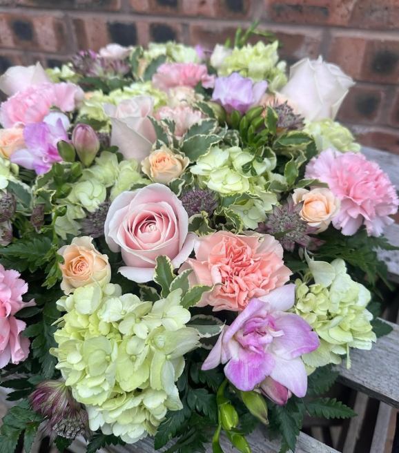 Nova Blooms Florist | Wolverhampton | FUNERALS