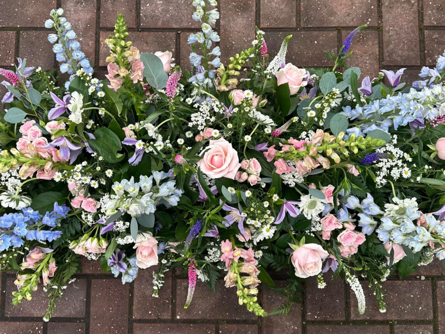 Nova Blooms Florist | Wolverhampton | FUNERALS