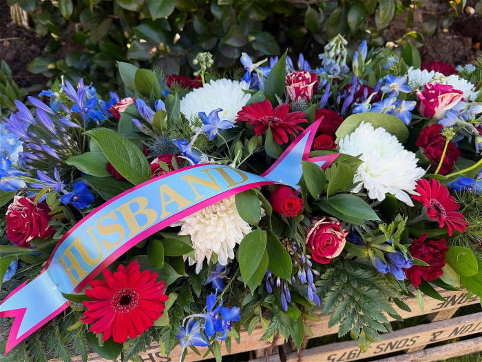 Farewell Flowers | Traditional Coffin Spray