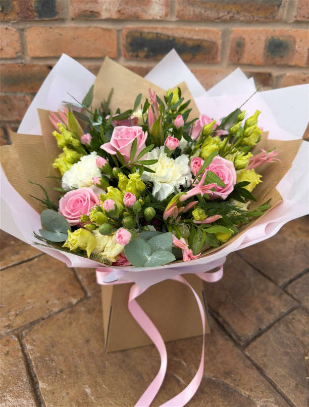 Bouquets | Lemon and Pink