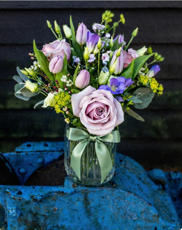 Bouquets | Mother's Day | Petite Lilac Vase