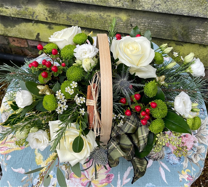 Arrangements | Christmas | Basket of Joy