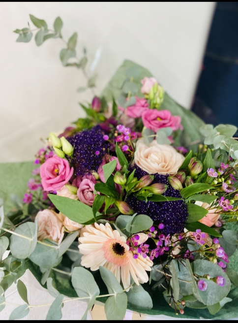 Anna May Floristry | Lucan | Experience the Joy of Fresh Flowers, Introducing Our Flower Subscription Service with Nationwide Delivery