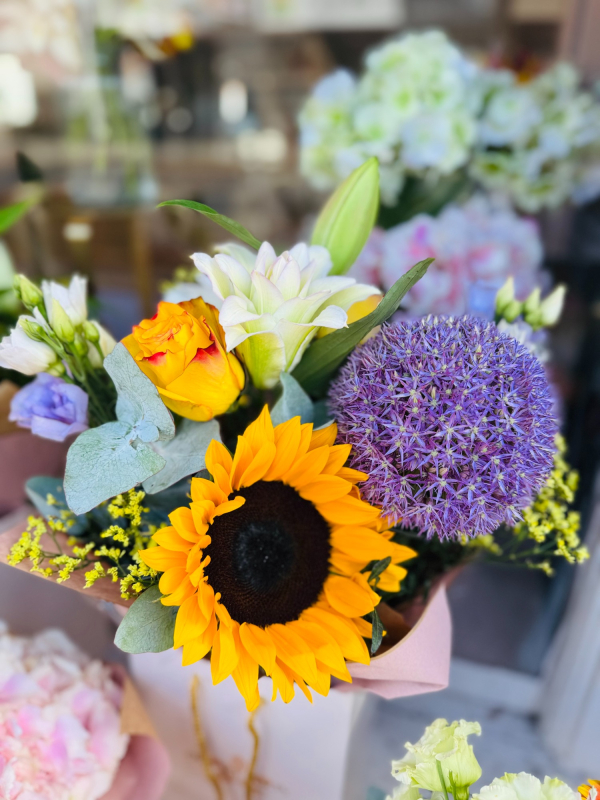 Anna May Floristry Ltd  | Rathgar | Flowers of a Tuesday in Rathgar Village