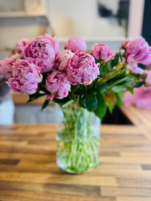 Anna May Floristry Ltd  | Rathgar | Peony Season in Dublin: Why Everyone Falls in Love with These Beautiful Blooms
