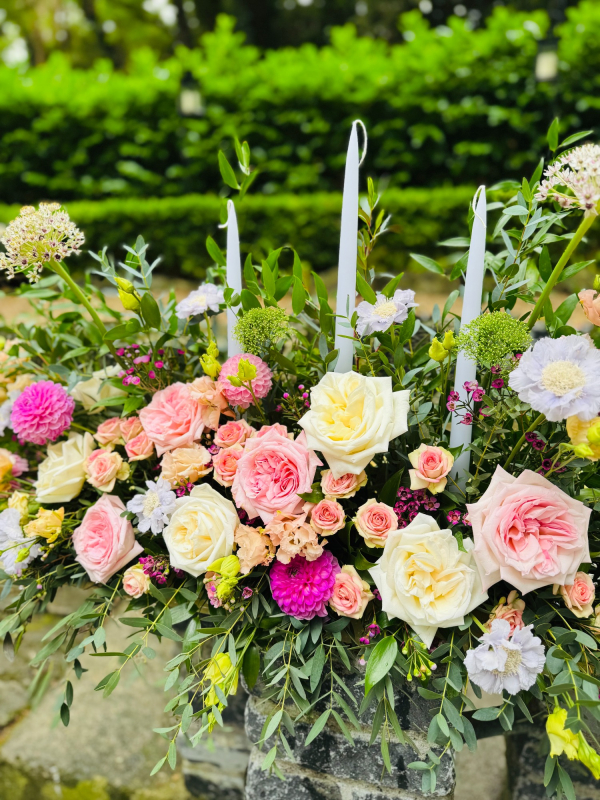Anna May Floristry Ltd  | Rathgar | A Romantic Summer Wedding at The Station House Hotel Siofras Story