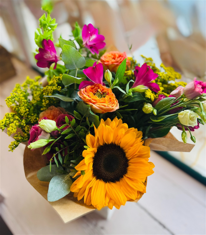 Bouquets | Gifts | Subscription | Always | Anna May A Seasonal Flower Subscription Dublin