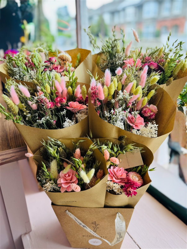 Bouquets | Bright Dried Flower Bunch