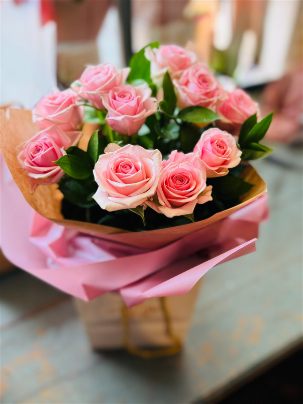 Bouquets | The Flower Note Drop - Pretty in Pink
