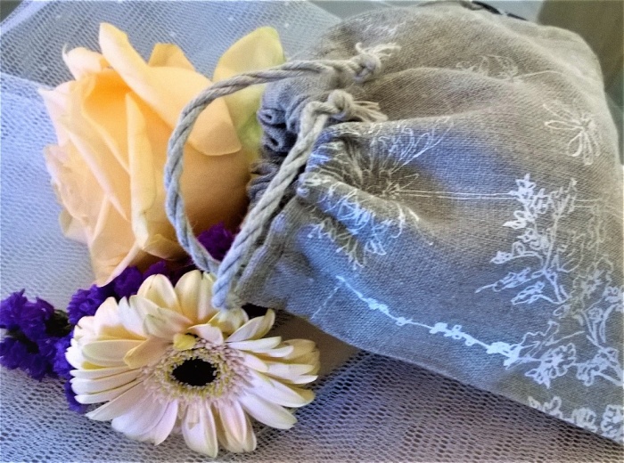 Gifts order with Fiori Flowers only for delivery | Linen Sapone Bag