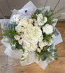 Bouquets | Christmas | Fresh Whites and Creams