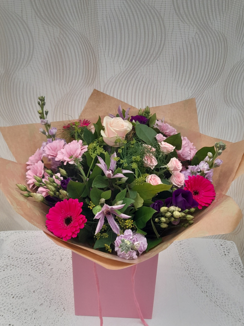 Heather's Flower Studio | Fawley | Flowers delivered to Hythe