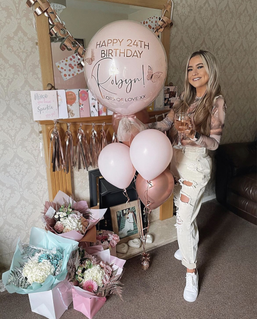 The Flower Hut | Wigan | Home