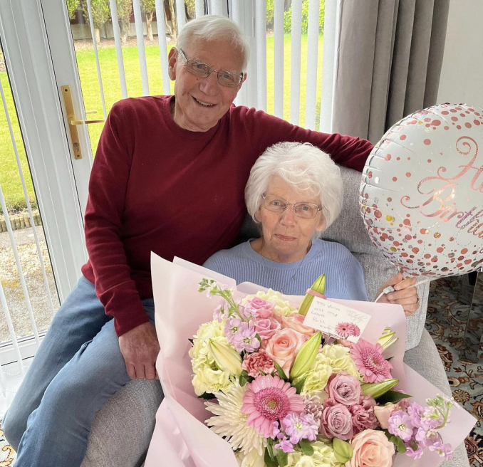 The Flower Hut | Wigan | Home