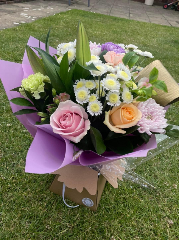 Bouquets | Mother's Day | Pastel mix florist choice