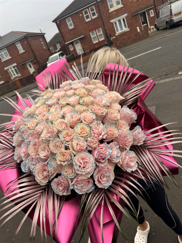 Roses | Cinderella Hatbox
