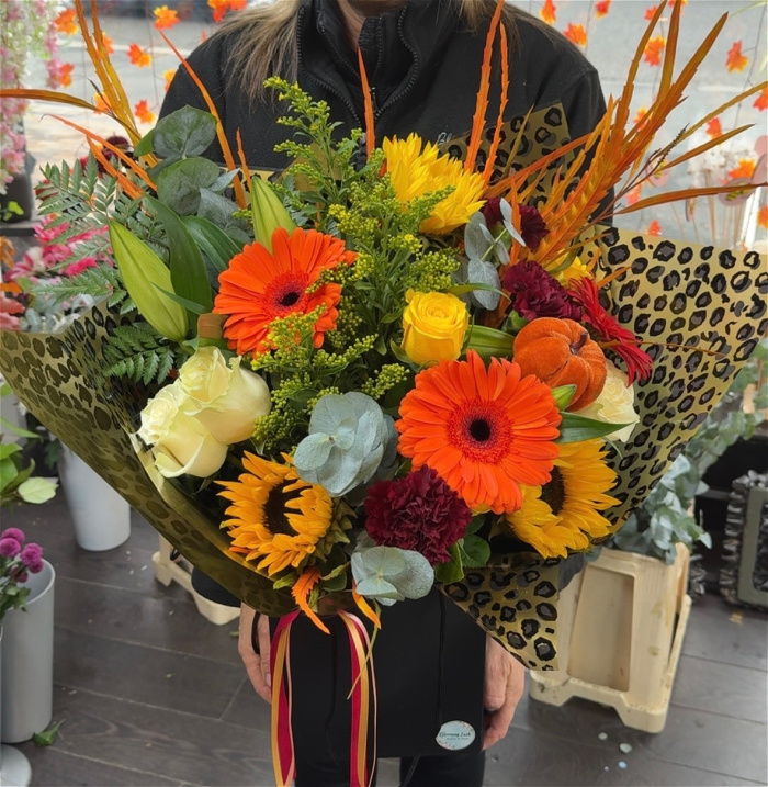 Bouquets | Autumn leaves & Pumpkins please