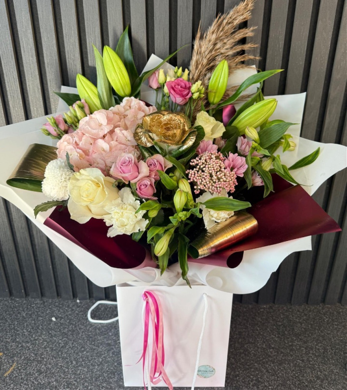 Bouquets | Blooming Classy