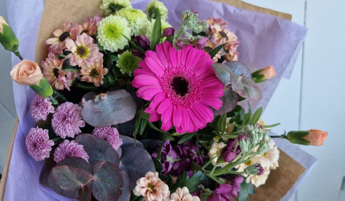 Lavender Moon Florist | Portsmouth | Home