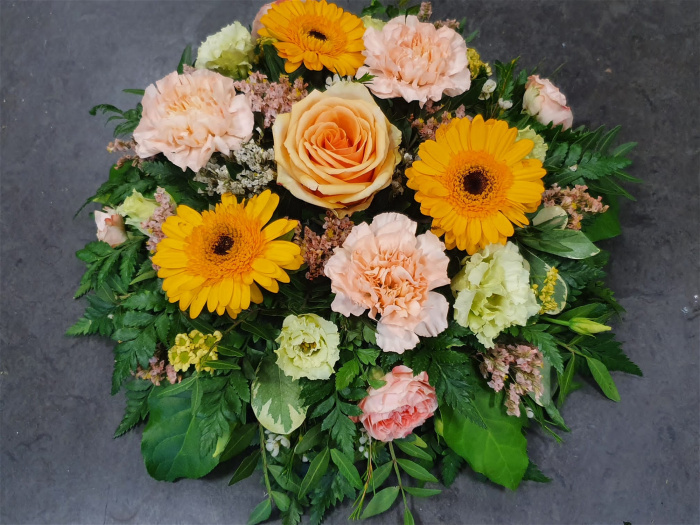 Arrangements | Funerals | Posy Pad - Loose
