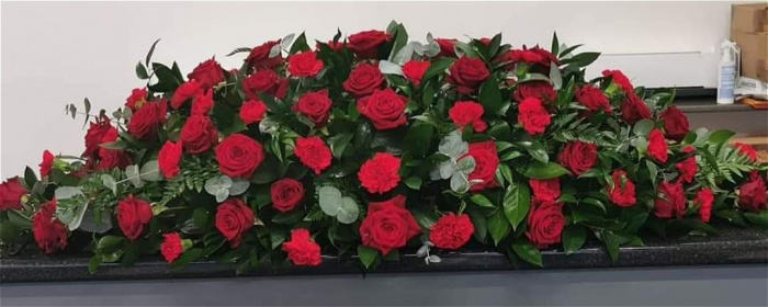 Funeral Flowers | Funeral Sprays | Rose & carnation Coffin Spray