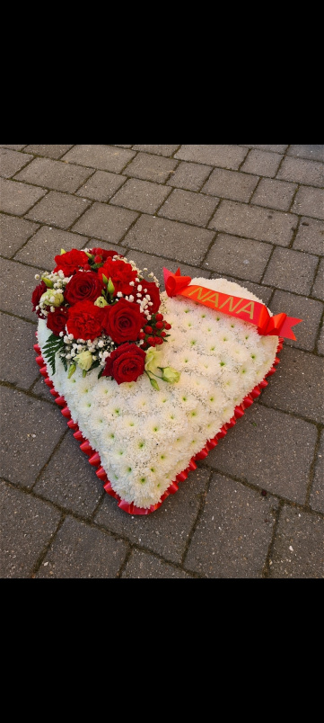 Heart Shaped Tributes | Heart Shaped Tribute
