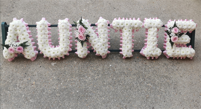  Personalised Family Tributes and Letter Frames | Aunt or Auntie letters tribute