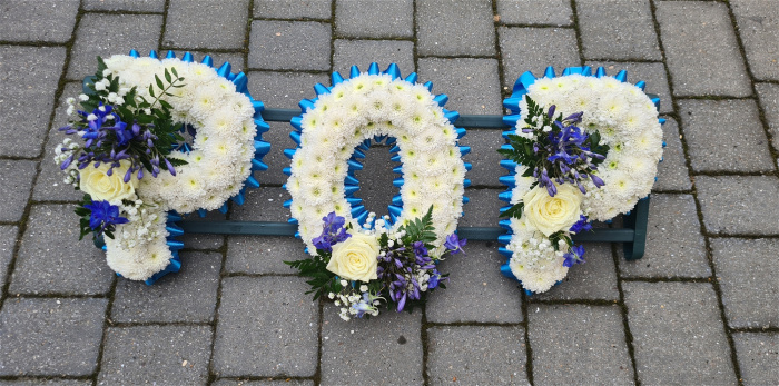  Personalised Family Tributes and Letter Frames | Pop tribute