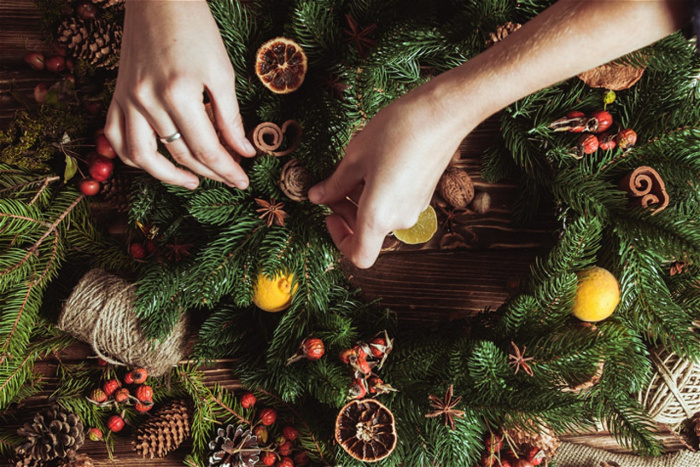 Workshops | Christmas Wreath Workshop - The Dolphin