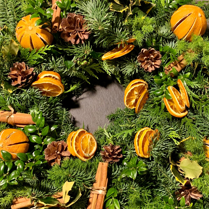 CHRISTMAS | WORKSHOPS | Festive Christmas Wreath Workshop, 6.30pm Wednesday 18th November at The Cherry Tree Cafe, Eynsham