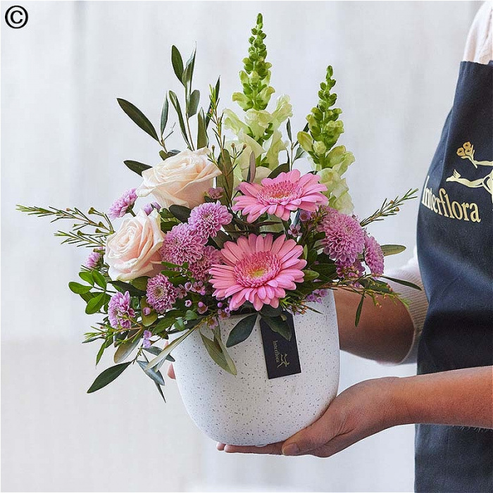 Arrangements | Bouquets | Arrangement of Pastel flowers