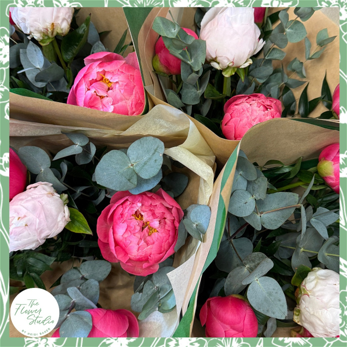 Fresh Flowers | Bunch of Peonies