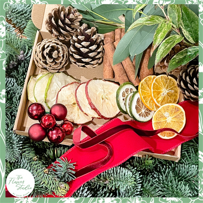Christmas - PRE-ORDER | Wreaths | DIY Christmas Wreath Kit