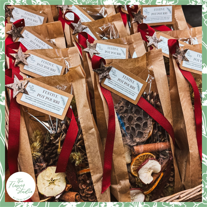 Christmas | Gifts | Upsell gifts | Festive Pot Pourri