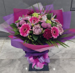 Aquapack Bouquets | Shades of Pink Bouquet