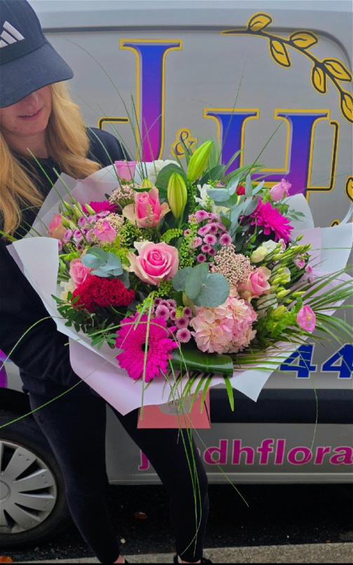 Aquapack Bouquets | Valentines Collection | Be My Valentine