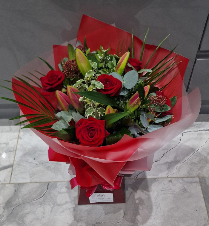 Aquapack Bouquets | Valentines Collection | Rose & Lily