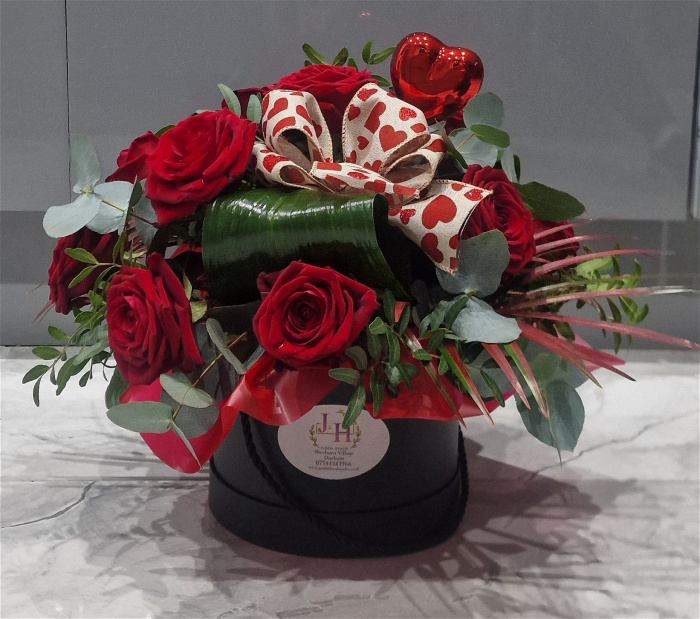 Arrangements | Valentines Collection | Luxury Red Rose Hatbox