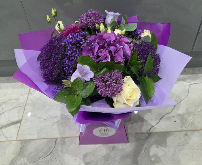 Aquapack Bouquets | Purple Delight Aquapack