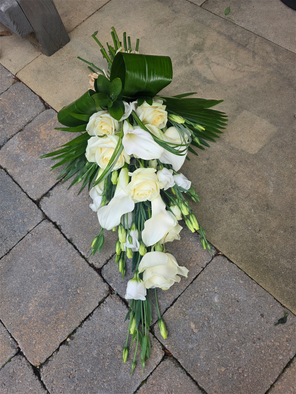 Funeral Tributes | Modern Sheaf