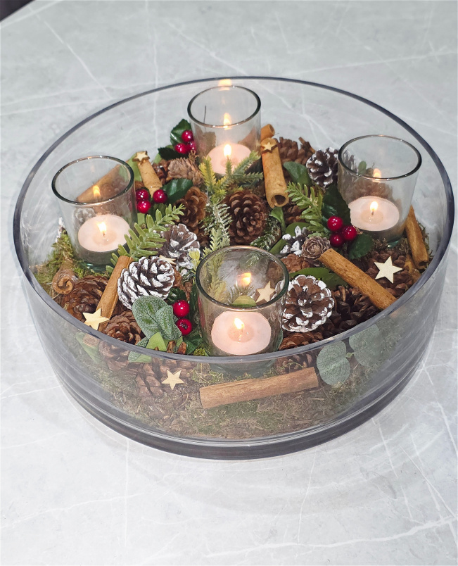 Christmas | Festive Candle Arrangement