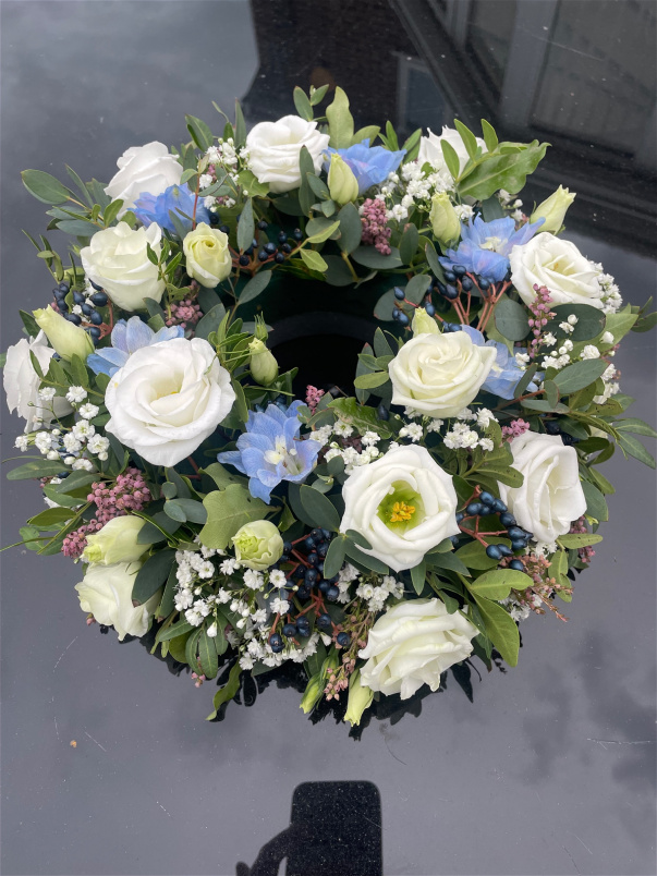 Funerals and Memorial | Mixed flower wreath