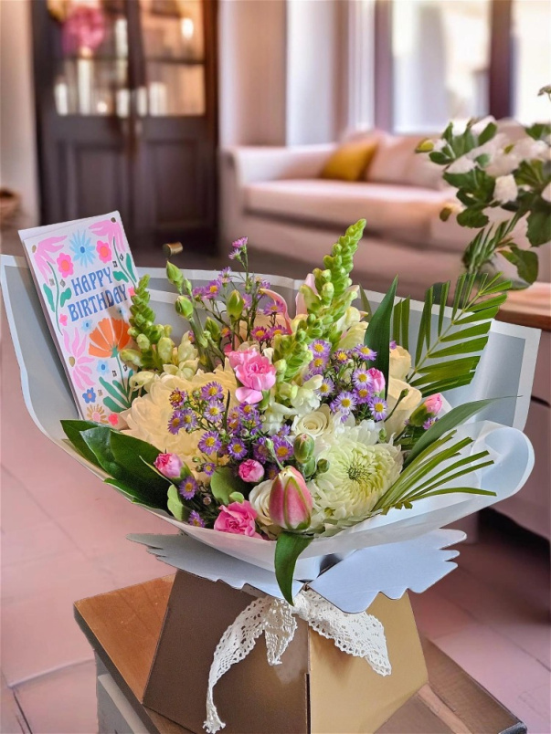 Birthday bouquet | Bouquets | Posted items | Birthday bouquet