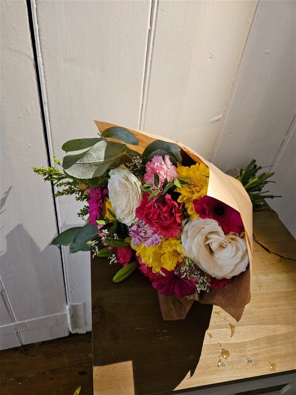 Anniversary gift | Arrangements | Birthday bouquet | Bouquets | Gallery | Posted items | Cheerful