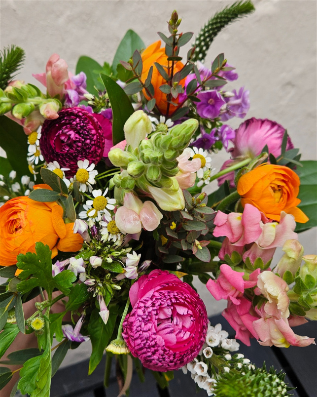 Anniversary gift | Arrangements | Birthday bouquet | Bouquets | Gallery | British flowers